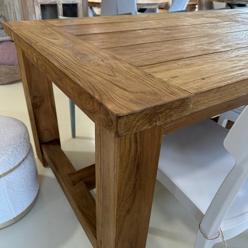 Dining table, indoors & outdoors