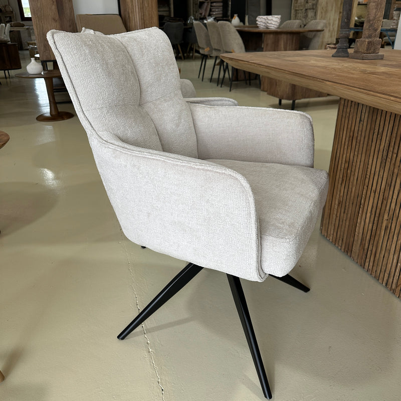 chair, swiveling, off white