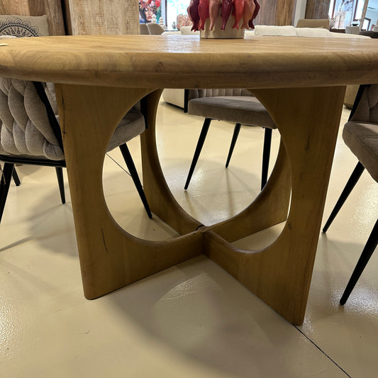 Dining table 130cm
