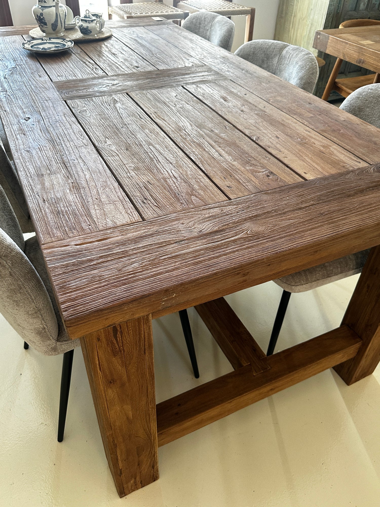 Outdoor dining, massive teak wood
